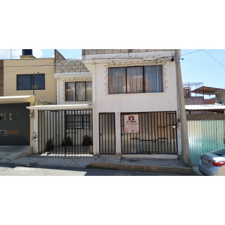 Se vende casa en Fracc. Real de Medinas, Pachuca, Hidalgo